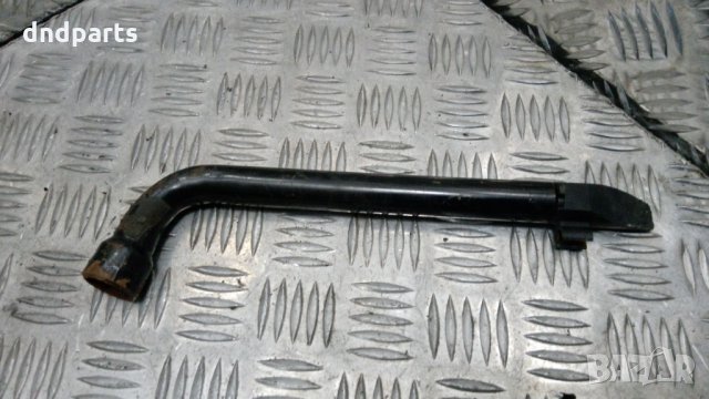 Ключ за гуми Ford Mondeo 2001г.