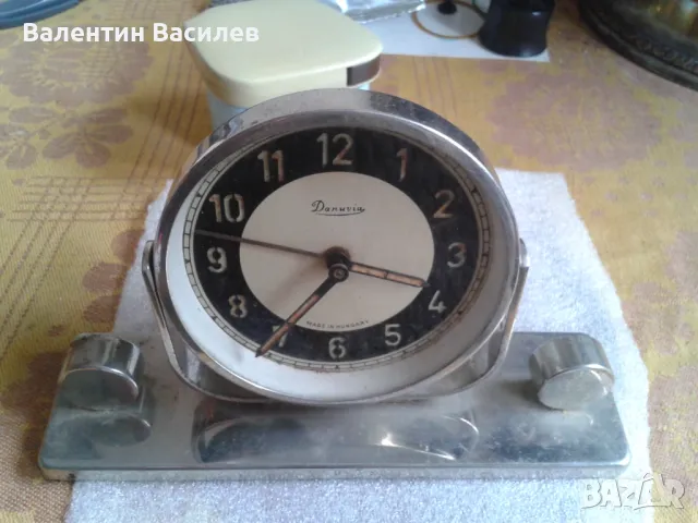 Дунав стар унгарски будилник, снимка 4 - Антикварни и старинни предмети - 48449544