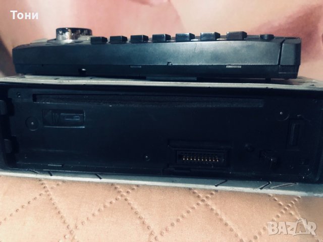 продавам автокасетофон, снимка 2 - Аксесоари и консумативи - 35555289