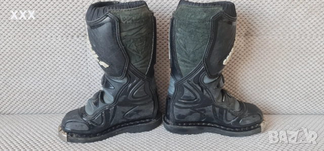 Детски ботуши за мотокрос Wulfsport номер 28, снимка 3 - Аксесоари и консумативи - 52198850