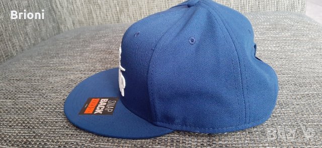 НОВО nike air snap back blue nike true шапка с права твърда козирка, снимка 3 - Шапки - 36630638