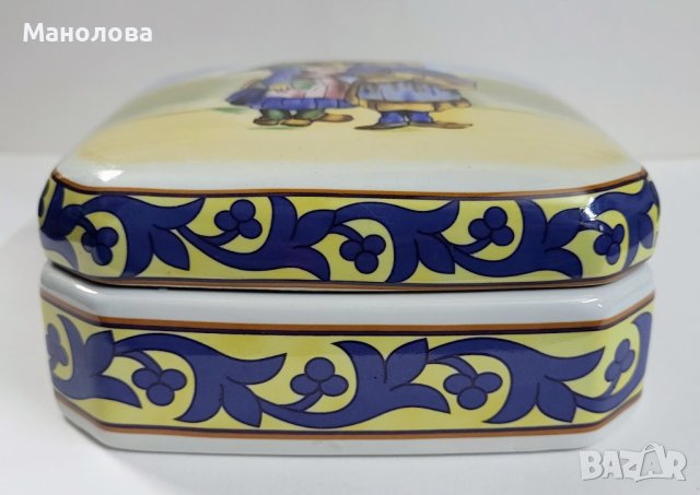 Кутия от керамика, репродукция на Френско народно изкуство, Fa ïence de Quimper., снимка 3 - Колекции - 43176697