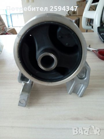 HYUNDAI ACCENT VERNA ОТ 2006г ТАМПОН ДВИГАТЕЛ ПРЕДЕН, снимка 2 - Части - 33093268