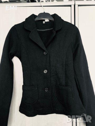 Детско сако ново черно ръст до 150см и ново зелено за 8г.