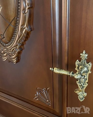 Царска старинна барокова луксозна брава от месинг-шилд ,ретро дръжка, винтидж обков, снимка 1 - Декорация за дома - 22329439