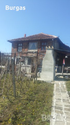 Продавам къща с двор в с.Изгрев общ.Царево, снимка 10 - Къщи - 31667179
