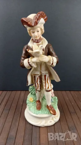 Две порцеланови фигурки, снимка 2 - Статуетки - 49700553