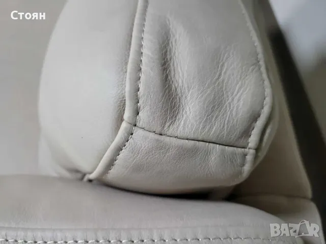 Кремав кожен диван тройка с ел. релакс механизъм и фотьойл, снимка 12 - Дивани и мека мебел - 48620703