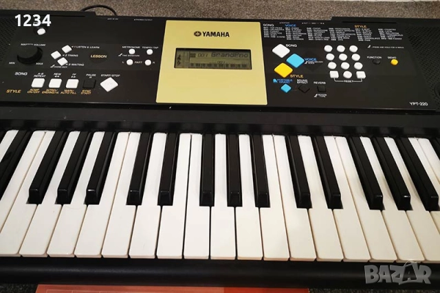 синтезатор клавир YAMAHA YPT-220 пиано с 5 октави , снимка 4 - Синтезатори - 52004487