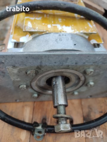 Електромотор трифазен със спирачка, снимка 3 - Циркуляри - 42976936