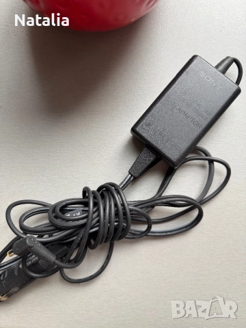 Оригинално зарядно Sony за PSP за автомобил