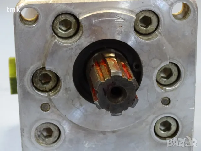 Хидромотор ORSTA 20/16 TGL 10860 hydraulic motor, снимка 5 - Резервни части за машини - 47490358