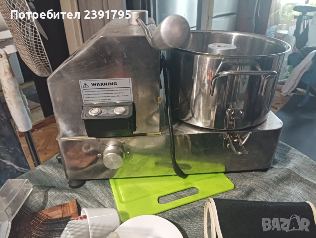 Кутер/резачка за месо и зеленчуци  Royal Catering RCKC-6000 , снимка 5 - Съдове за готвене - 53283868