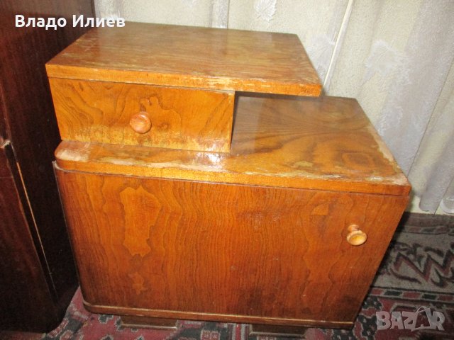 Нощни шкафчета с орехов фурнир, снимка 3 - Шкафове - 30171155