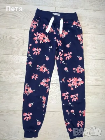 Детски спортен екип - 7-8 години, снимка 5 - Детски анцузи и суичери - 47337086