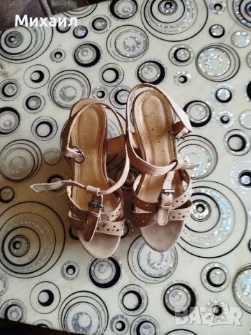 Дамски обувки!