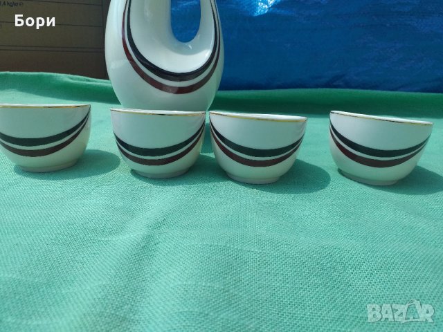 Български порцелан кана с четири чащи, снимка 4 - Чаши - 32854673