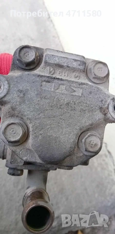 Хидравлична помпа  за Волксваген Голф 4 2000г 1.4 бензин 75к.с, снимка 3 - Части - 53141437