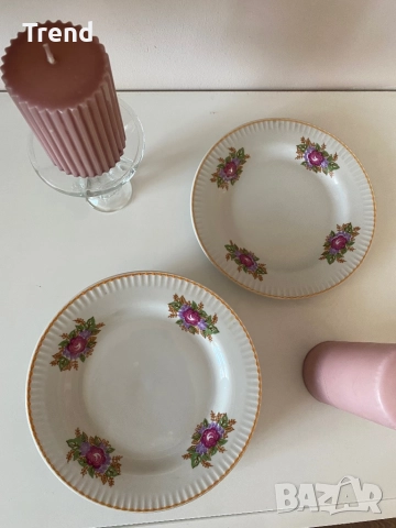 Порцеланови десертни чинии, снимка 2 - Чинии - 52799159
