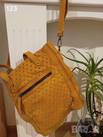 Жълти чанти от естествена кожа на ТОП цени — Bazar.bg