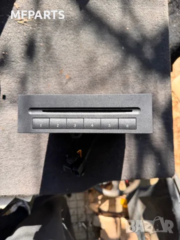 CD чейнджър за Mercedes E class W211, снимка 2 - Части - 47718151