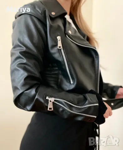 Черно кожено яке с коланче. Размери С и Л