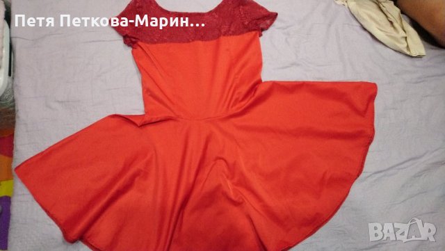 Официална сатенена рокля в червено