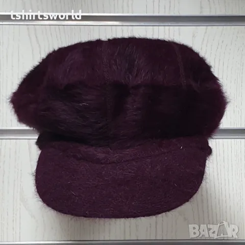 Нова зимна дамска пухена шапка baker boy в лилав цвят