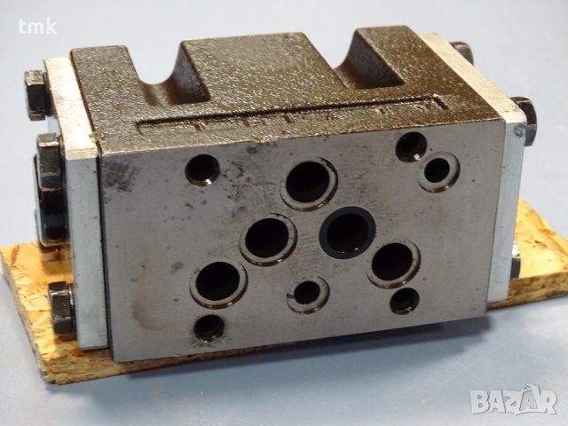 хидравличен базов разпределител H+L We02-10P0/4, снимка 6 - Резервни части за машини - 37052642