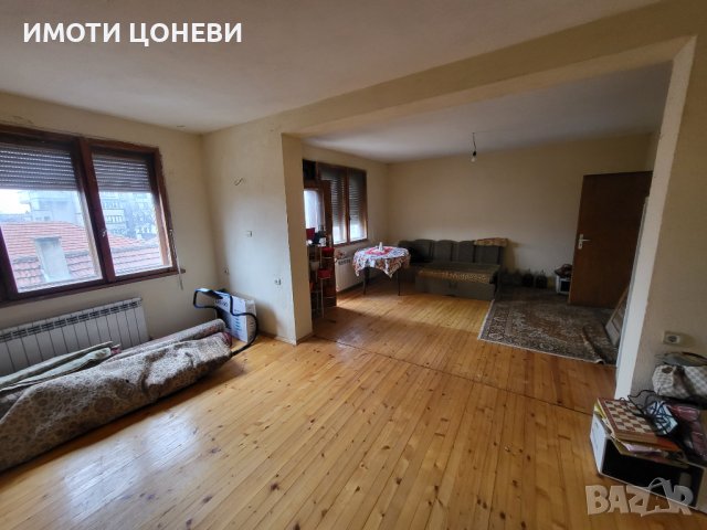 Продавам къща в гр.Нова Загора, снимка 12 - Къщи - 39434431