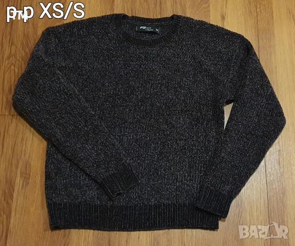 Маркови дамски панталони, тениски и рокли, р-р XS/S , снимка 8 - Тениски - 47159831