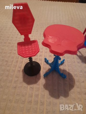 Monster high , снимка 8 - Кукли - 46772528