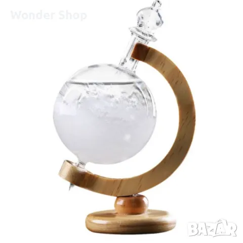Красив глобус с кристали, които предсказват времето. ✨, снимка 1