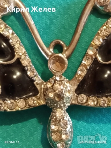 МЕТАЛНА БРОШКА във ФОРМАТА на ПЕПЕРУДА 🦋 с ЧЕРНИ КРИЛА и КРИСТАЛИ 52167, снимка 4 - Други - 52480683