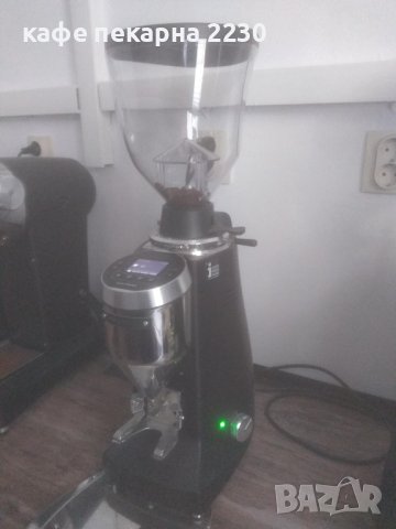 Професионална кафемелачка MAZZER MAJOR V electronic, снимка 4 - Кафемашини - 43534021