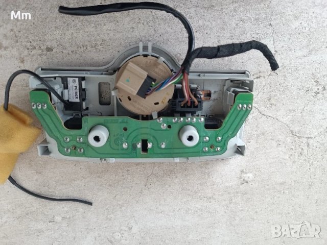 плафон пасат б 5.5, снимка 2 - Части - 50695405