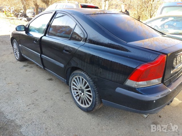 Volvo S60 2.4 T автомат на части, снимка 4 - Автомобили и джипове - 43587837