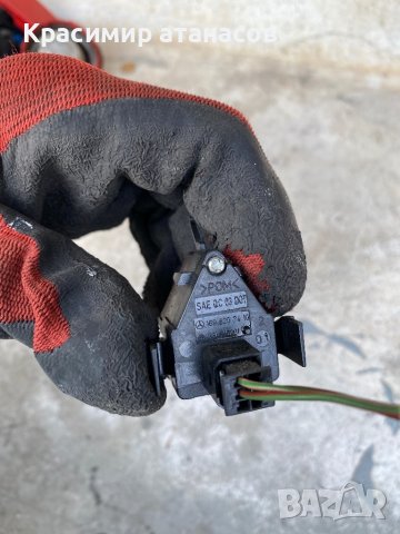 Бутон аварийни светлини За Мерцедес А-класа w169.1698207410, снимка 2 - Части - 40313463