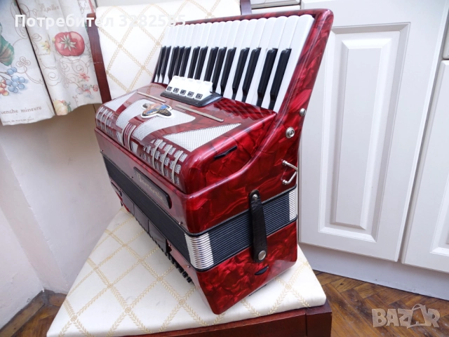 Aкордеон Barcarole Magister 80 баса, снимка 13 - Акордеони - 52335458