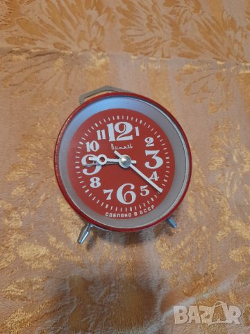 Стар будилник-Витяз, снимка 12 - Антикварни и старинни предмети - 32890232