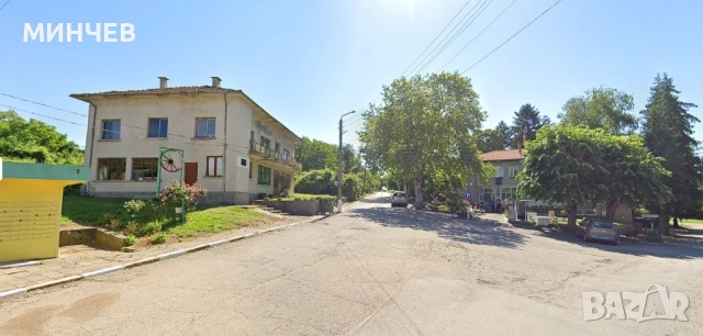 КЪЩА С ДВОР на центъра в с. Могилино, снимка 3 - Къщи - 51592760