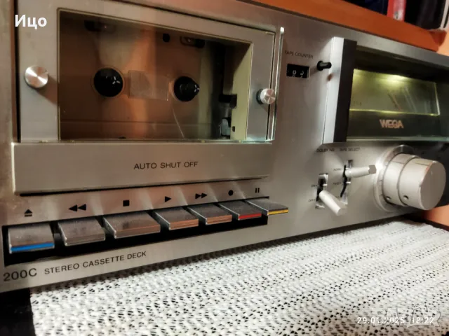 Касетен дек Вега , снимка 5 - Декове - 48884843