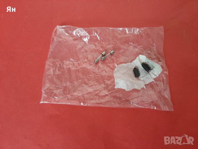  Графитни Четки за Двигател и Бушони на Киномашина ЛУЧ и РУСЬ 