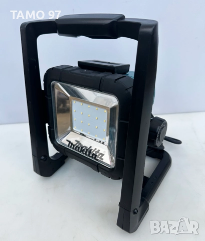 Makita DML805 - Акумулаторен LED прожектор 14.4-18V / 220V