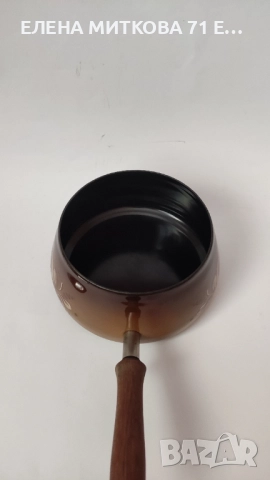 Много тежка емайлирана касерола с дървена дръжка, снимка 5 - Съдове за готвене - 52818898