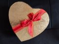 Подаръчна кутия с формата на сърце и кутия за бижута