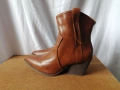 № 40 дамски кожени боти в каубойски стил в кафяв цвят, снимка 1