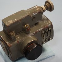Хидравличен клапан 20-2001, снимка 1 - Резервни части за машини - 28929229