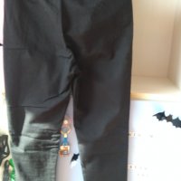 Черен панталон с бродерия H&M висока талия, снимка 2 - Дънки - 34881169
