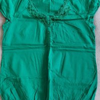 Ефирна дамска блузка размер М/L, снимка 1 - Тениски - 37969424
